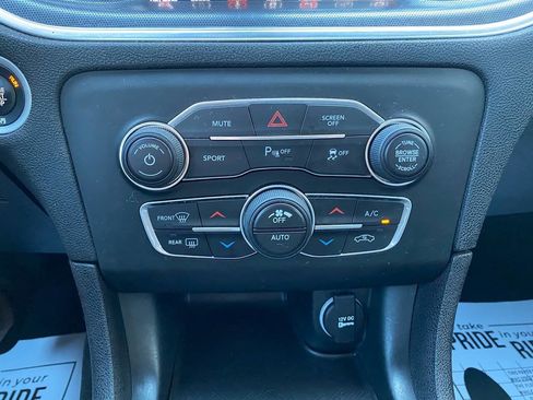 Used 2018 Dodge Charger R/T RWD image 24