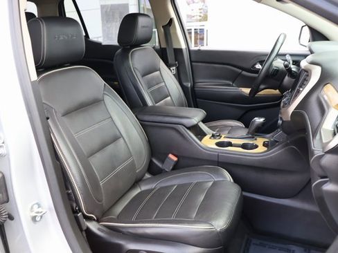 Used 2018 GMC Acadia Denali w/ Technology Package image 21