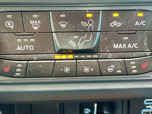 Used 2024 Ford Maverick Lariat AWD/4WD image 21