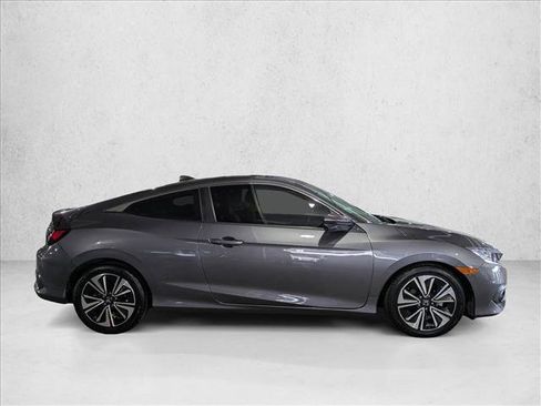 Used 2018 Honda Civic EX-L image 4