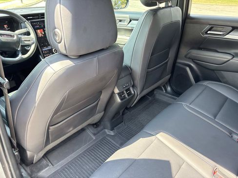 Used 2025 GMC Terrain Elevation w/ Elevation Premium Package AWD/4WD image 31