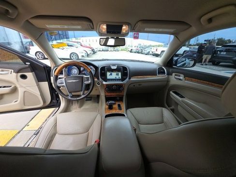 Used 2012 Chrysler 300 Limited w/ Luxury Group image 24