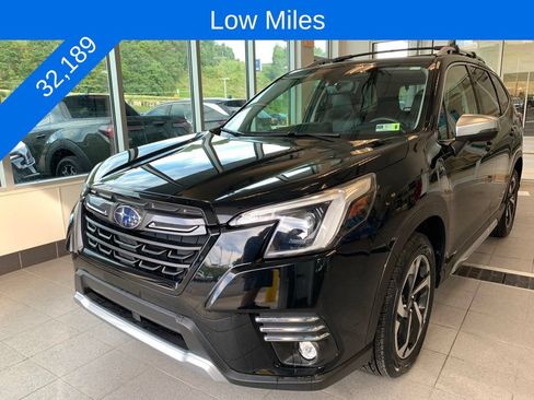 Used 2023 Subaru Forester Touring AWD/4WD image 2