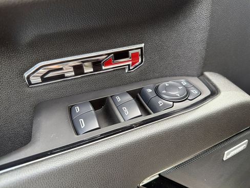 Used 2024 GMC Sierra 1500 AT4 w/ Technology Package AWD/4WD image 26