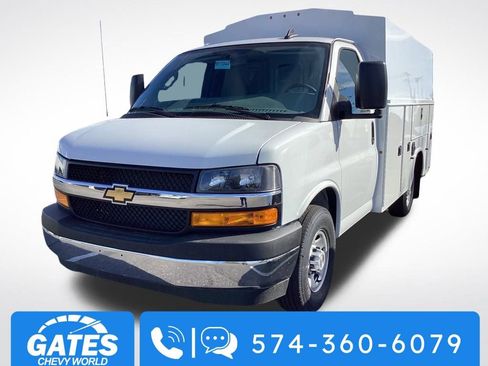 New 2025 Chevrolet Express 3500 w/ Power Convenience Package RWD image 2