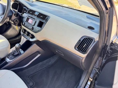 Used 2013 Kia Rio LX w/ PWR Pkg image 20