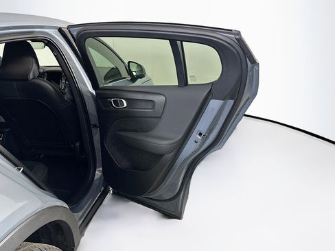 Used 2023 Volvo C40 P8 Recharge Plus w/ Protection Package Premier AWD/4WD image 31
