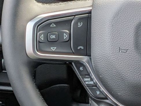 New 2026 RAM 1500 4x4 Crew Cab image 19