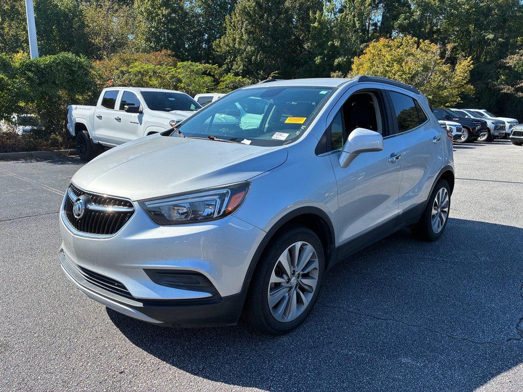 Used 2020 Buick Encore Preferred FWD image 2