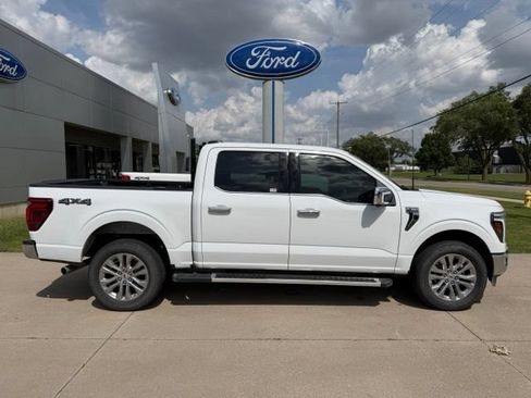 Used 2024 Ford F150 Lariat w/ Equipment Group 502A High AWD/4WD image 7