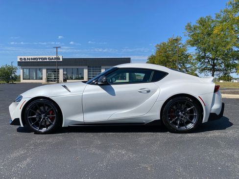 Used 2023 Toyota Supra Premium image 8