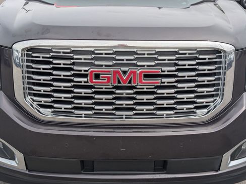 Used 2018 GMC Yukon XL Denali w/ Denali Ultimate Package image 9