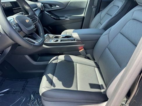 New 2026 Chevrolet Equinox LT FWD image 12
