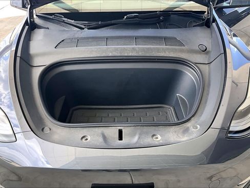 Used 2023 Tesla Model Y Performance AWD/4WD image 26