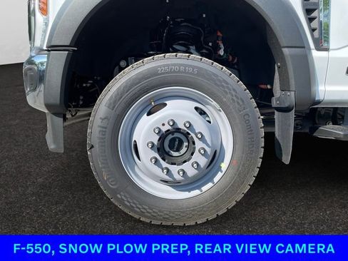 New 2025 Ford F550 XL w/ XL Chrome Package image 13
