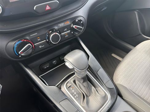 Used 2020 Kia Soul GT-Line FWD image 18