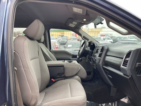 Used 2017 Ford F250 XLT w/ XLT Value Package image 26