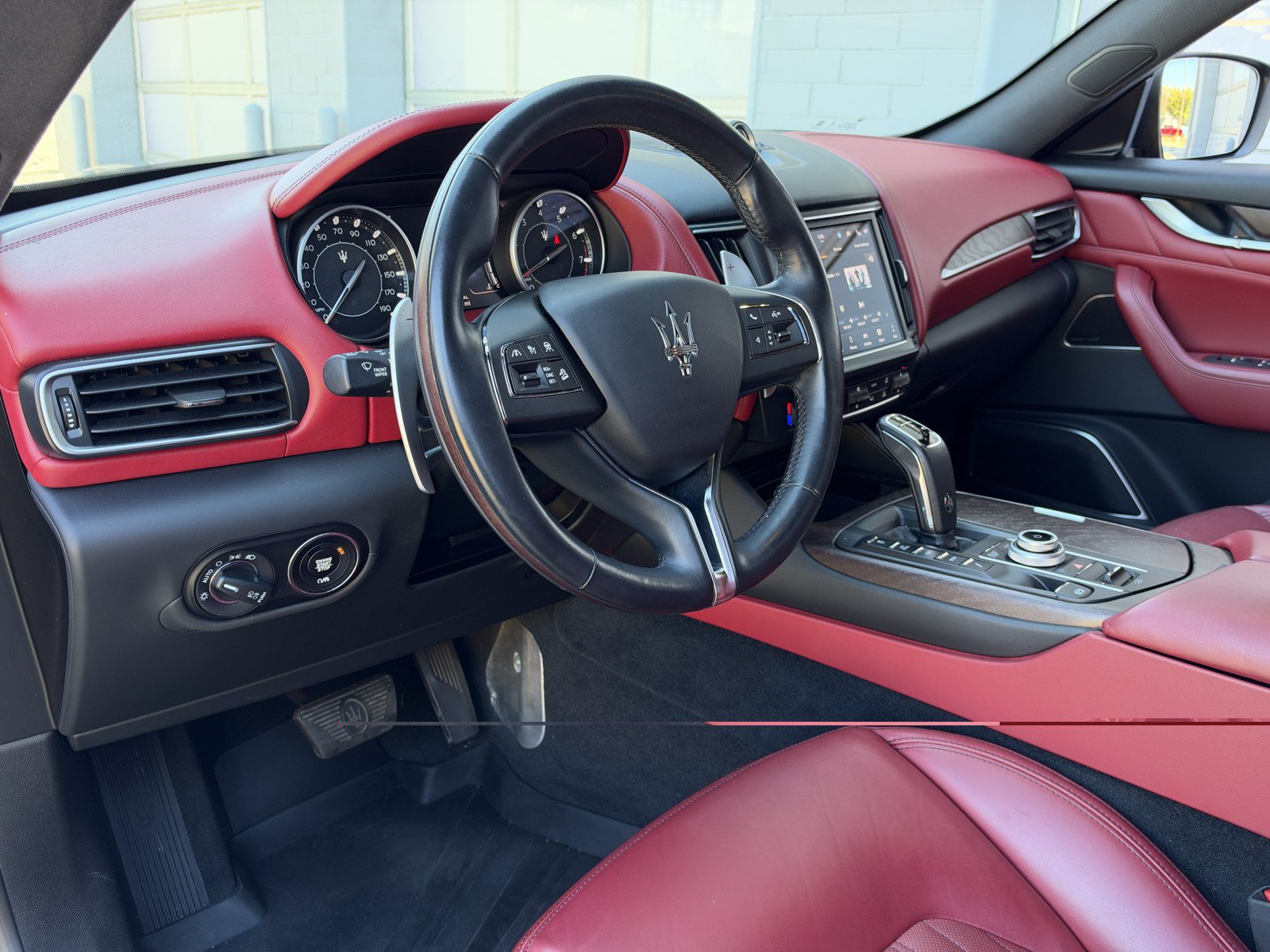 Used 2021 Maserati Levante S AWD/4WD image 12