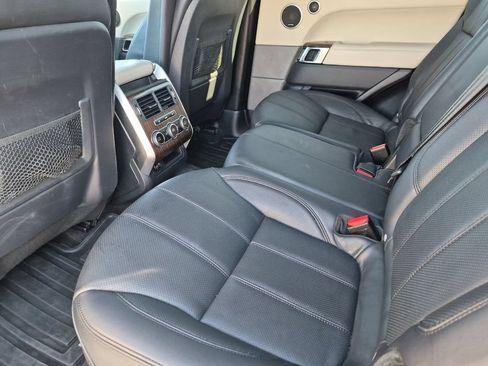 Used 2014 Land Rover Range Rover Sport Supercharged AWD/4WD image 12