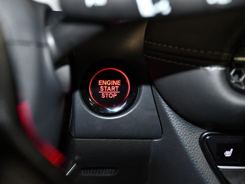 Certified 2025 Honda HR-V EX-L image 24