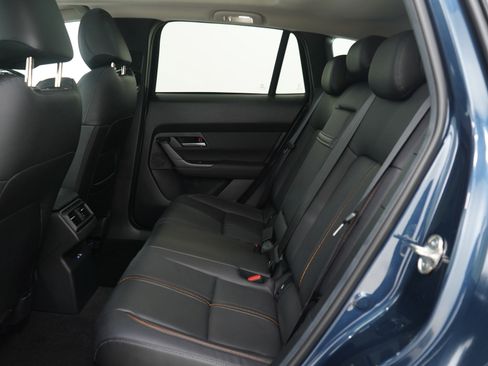 Certified 2025 MAZDA CX-50 AWD 2.5 Hybrid w/ Premium Pkg image 15