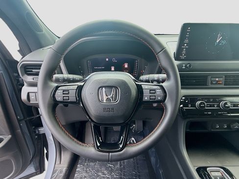 New 2026 Honda Pilot Sport image 10