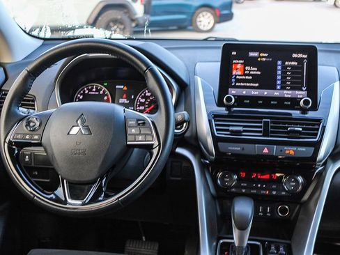 Used 2025 Mitsubishi Eclipse Cross SE AWD/4WD image 14