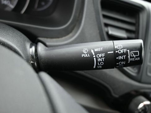 Used 2016 Honda CR-V LX image 28