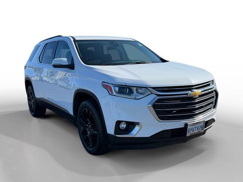 Used 2021 Chevrolet Traverse LT image 7