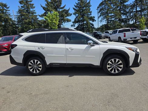 Used 2024 Subaru Outback Touring XT AWD/4WD image 6