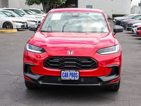 Used 2025 Honda HR-V Sport image 4