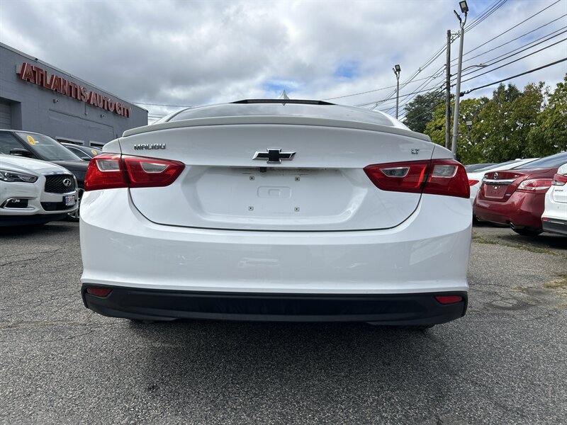 Used 2018 Chevrolet Malibu LT FWD image 5