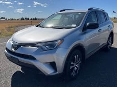Used 2018 Toyota RAV4 LE w/ All Weather Liner Package