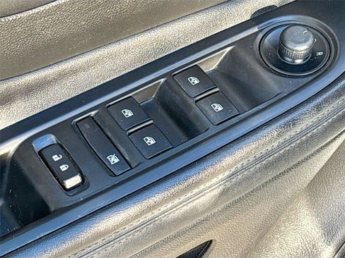 Used 2017 Buick Encore Preferred image 18