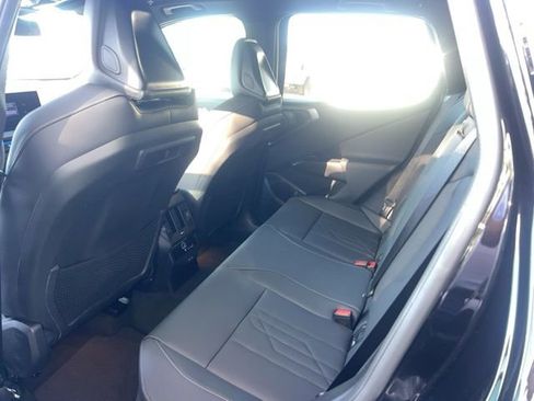 Used 2025 BMW X3 M50 w/ Premium Package image 6