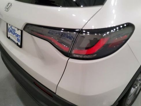 New 2026 Honda HR-V LX image 11