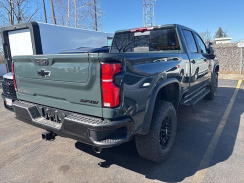 New 2026 Chevrolet Silverado 2500 ZR2 image 7
