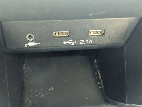 Certified 2022 Subaru Outback Premium image 24