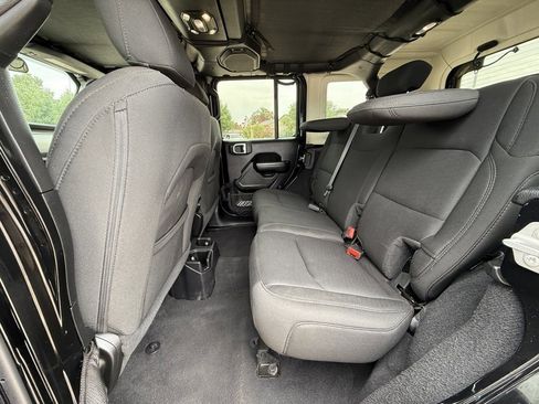 Used 2020 Jeep Wrangler Unlimited Sport S image 23