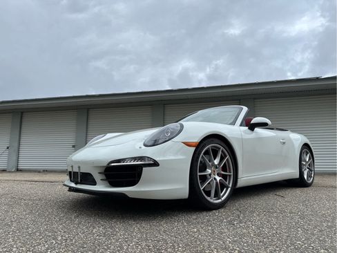 Used 2015 Porsche 911 Carrera S RWD image 1