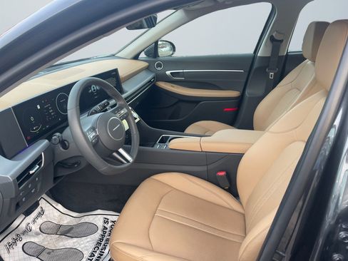Certified 2025 Hyundai Sonata Limited image 11