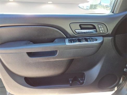 Used 2014 Chevrolet Silverado 3500 LTZ w/ LTZ Plus Package image 14