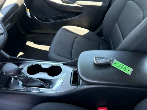 Used 2022 Chevrolet Malibu LS w/ Driver Confidence Package II FWD image 19
