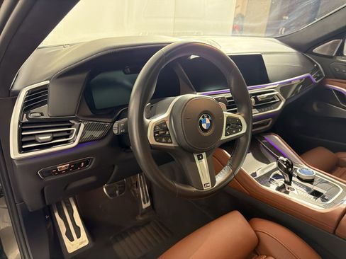 Certified 2023 BMW X6 M50i w/ Executive Package image 4