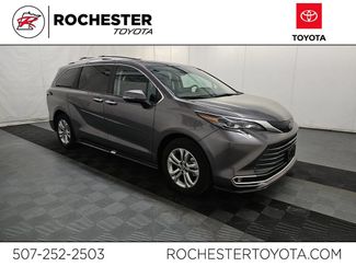 Used 2024 Toyota Sienna Platinum AWD/4WD video 1