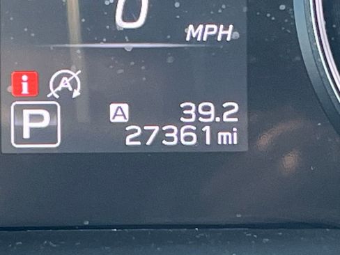 Used 2022 Subaru Outback Premium image 23