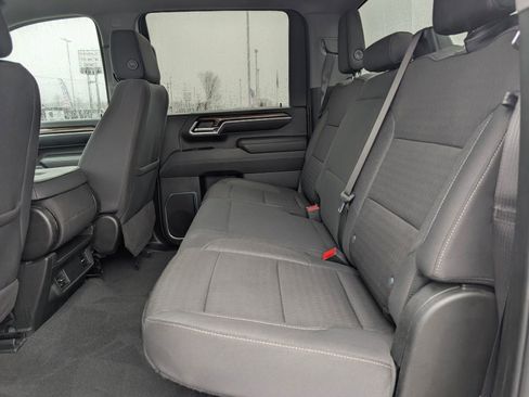 Used 2024 Chevrolet Silverado 2500 LT image 23