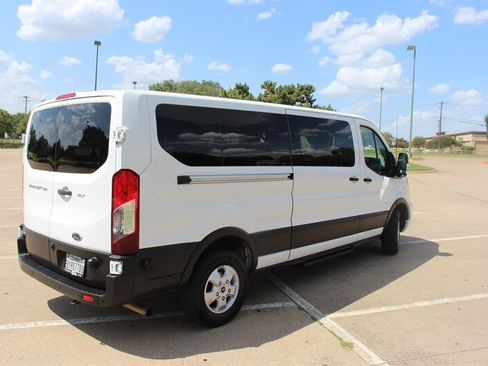 Used 2020 Ford Transit 350 XLT RWD image 4