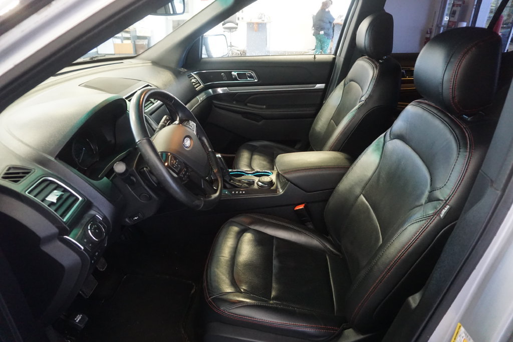 Used 2016 Ford Explorer Sport w/ Equipment Group 401A AWD/4WD image 21
