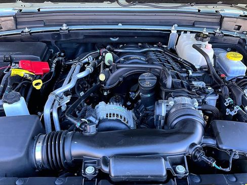 Used 2023 Jeep Wrangler Sport image 30